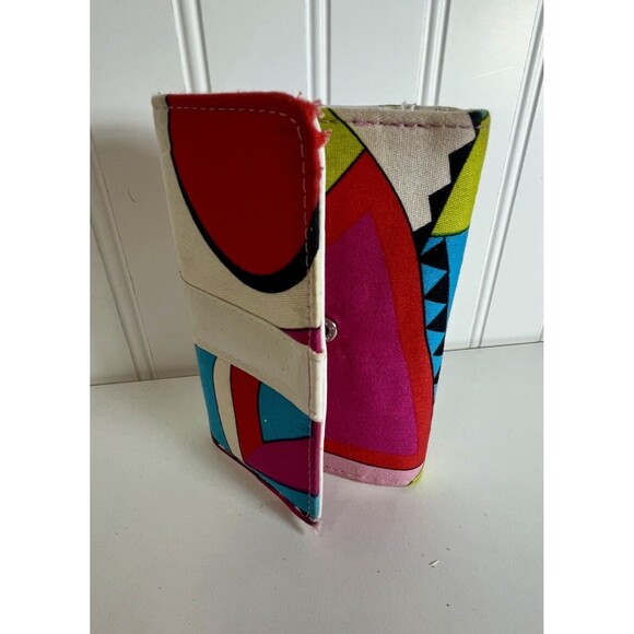 Funky Abstract Tri-Fold Wallet.‎ Fun Geometric Pattern - Picture 3 of 10